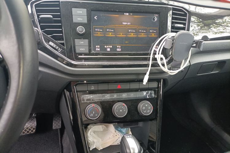Used Volkswagen T-ROC 2020 280TSI DSG Two-Wheel Drive Comfort Version Audio And AC Panel