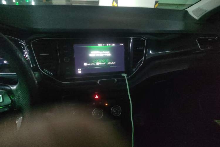 Used Volkswagen T-ROC 2020 280TSI DSG Two-Wheel Drive Comfort Version Audio And AC Panel
