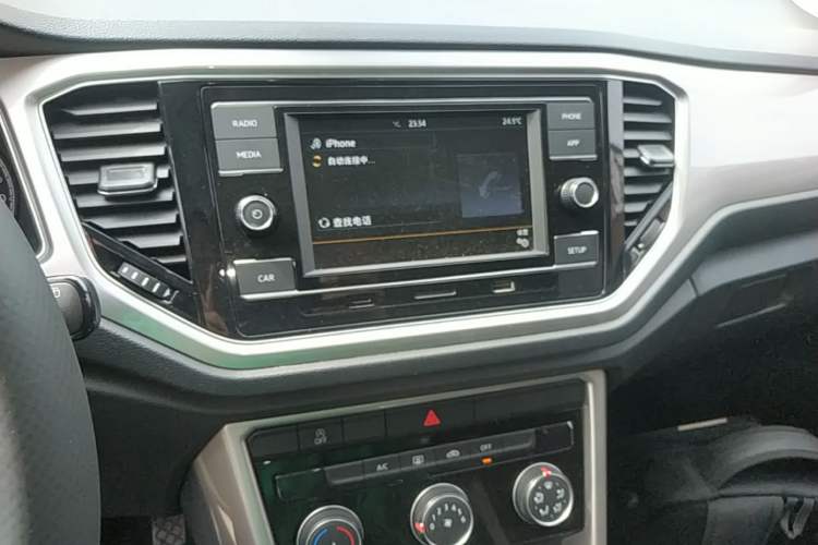 Used Volkswagen T-ROC 2020 230TSI DSG Two-Wheel Drive Advanced Version Audio And AC Panel
