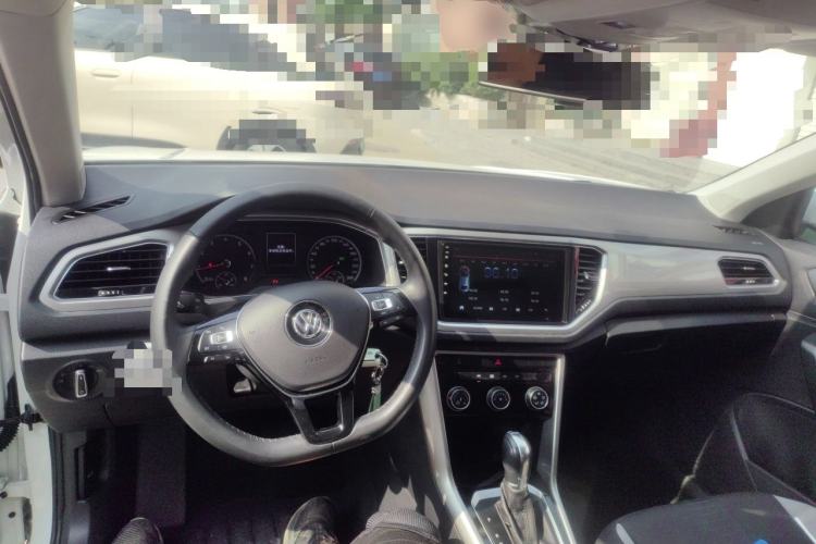 Used Volkswagen T-ROC 2020 280TSI DSG Two-Wheel Drive Advanced Version Center Console