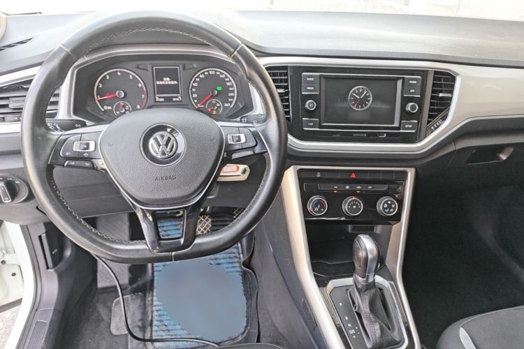 Used Volkswagen T-ROC 2020 230TSI DSG Two-Wheel Drive Advanced Version Center Console