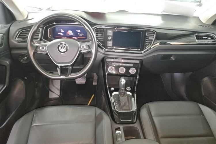 Used Volkswagen T-ROC 2020 280TSI DSG Two-Wheel Drive Comfort Version Center Console
