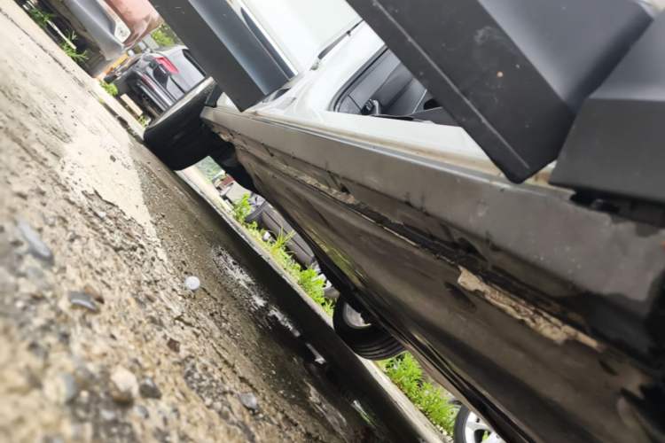 Used Volkswagen T-ROC  Chassis Front Right