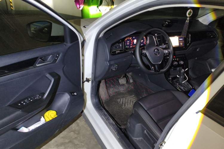 Used Volkswagen T-ROC 2020 280TSI DSG Two-Wheel Drive Comfort Version Driver Seat