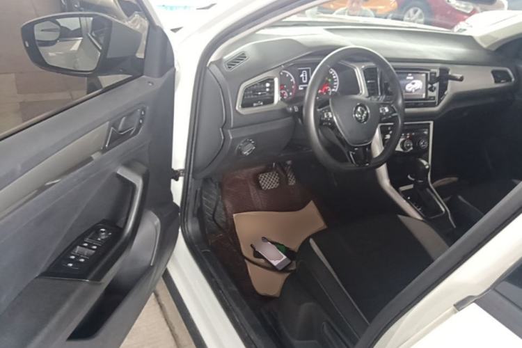 Used Volkswagen T-ROC 2020 280TSI DSG Two-Wheel-Drive Elite Version Driver Seat