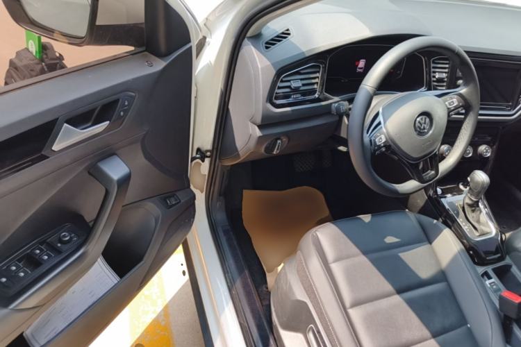 Used Volkswagen T-ROC 2020 280TSI DSG Two-Wheel Drive Comfort Version Driver Seat