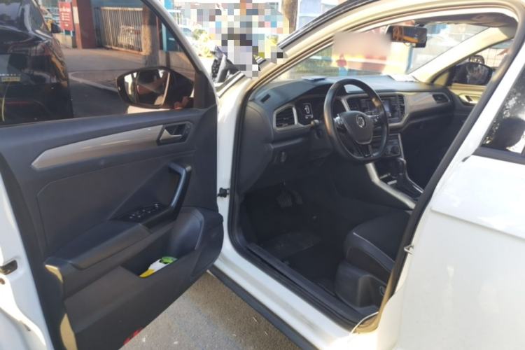 Used Volkswagen T-ROC 2020 230TSI DSG Two-Wheel Drive Advanced Version Driver Seat
