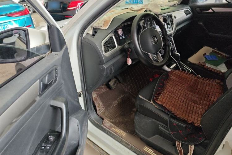 Used Volkswagen T-ROC 2020 230TSI DSG Two-Wheel Drive Advanced Version Driver Seat