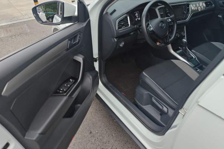 Used Volkswagen T-ROC 2020 280TSI DSG Two-Wheel Drive Advanced Version Driver Seat