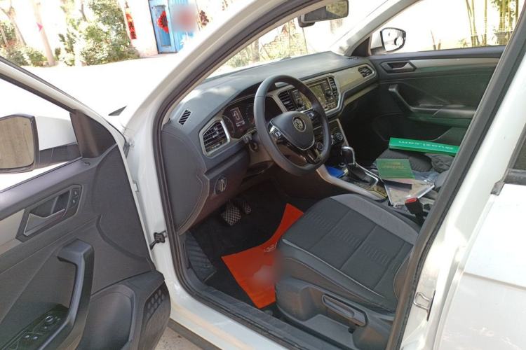 Used Volkswagen T-ROC 2020 230TSI DSG Two-Wheel Drive Advanced Version Driver Seat