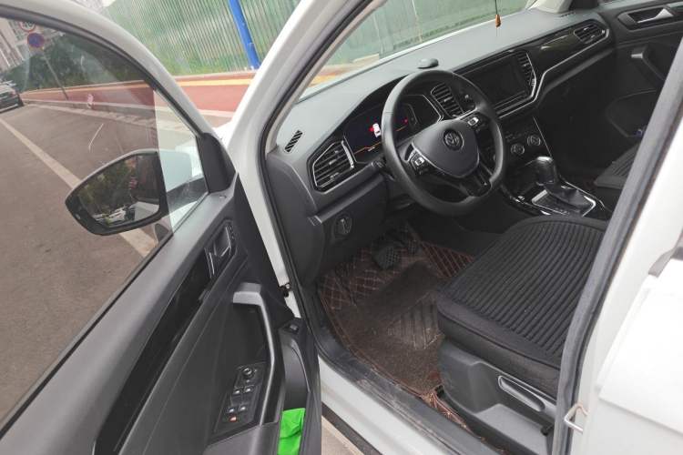 Used Volkswagen T-ROC 2020 280TSI DSG Two-Wheel Drive Comfort Version Driver Seat