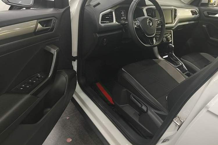 Used Volkswagen T-ROC 2020 280TSI DSG Two-Wheel-Drive Elite Version Driver Seat
