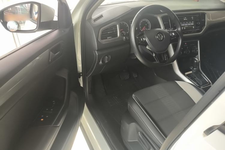 Used Volkswagen T-ROC 2020 230TSI DSG Two-Wheel Drive Advanced Version Driver Seat