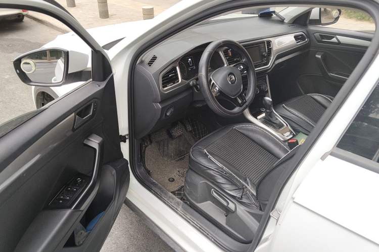 Used Volkswagen T-ROC 2020 280TSI DSG Two-Wheel Drive Advanced Version Driver Seat
