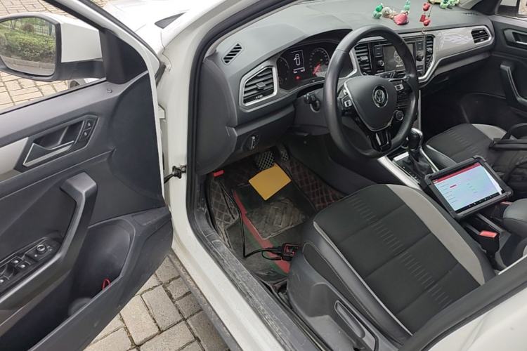 Used Volkswagen T-ROC 2020 230TSI DSG Two-Wheel Drive Advanced Version Driver Seat