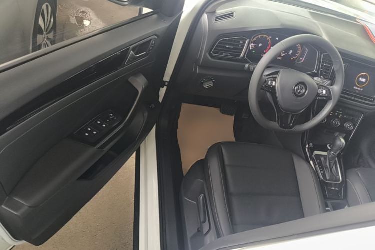 Used Volkswagen T-ROC 2020 280TSI DSG Two-Wheel Drive Comfort Version Driver Seat