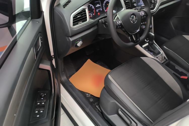 Used Volkswagen T-ROC 2020 280TSI DSG Two-Wheel-Drive Elite Version Driver Seat