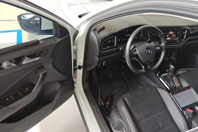 Used Volkswagen T-ROC 2020 280TSI DSG Two-Wheel Drive Comfort Version Driver Seat