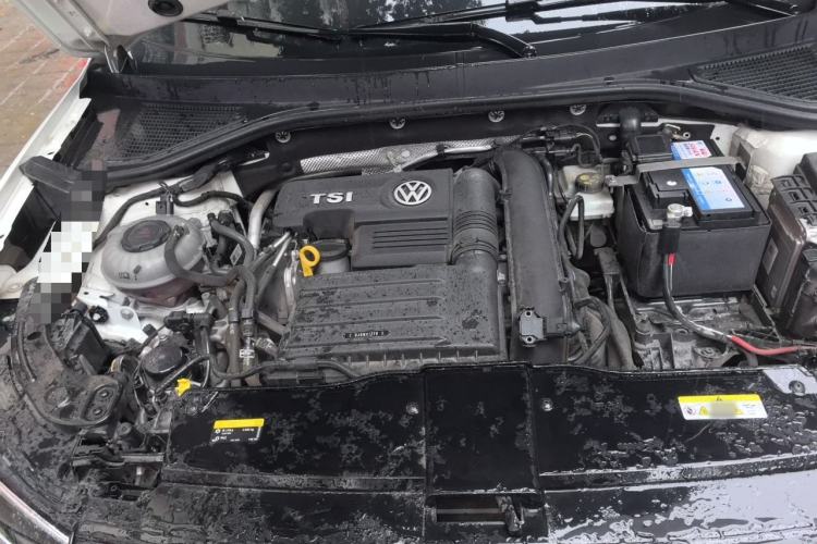 Used Volkswagen T-ROC 2020 280TSI DSG Two-Wheel Drive Comfort Version Engine Bay