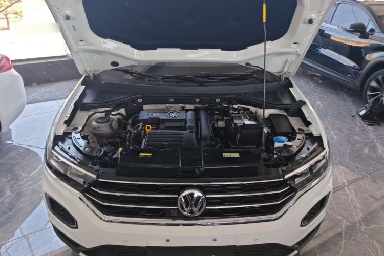 Used Volkswagen T-ROC 2020 280TSI DSG Two-Wheel Drive Comfort Version Engine Bay