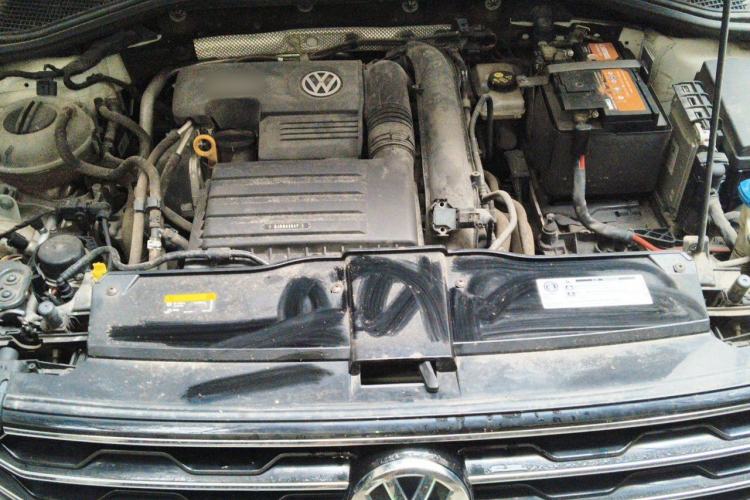 Used Volkswagen T-ROC 2020 230TSI DSG Two-Wheel Drive Advanced Version Engine Bay
