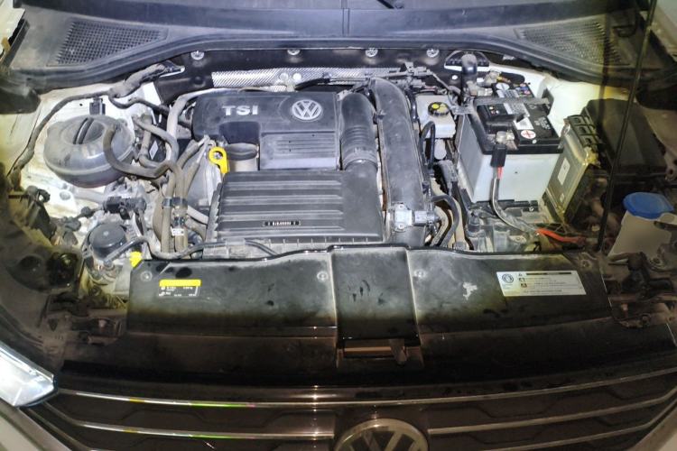 Used Volkswagen T-ROC 2020 280TSI DSG Two-Wheel Drive Comfort Version Engine Bay