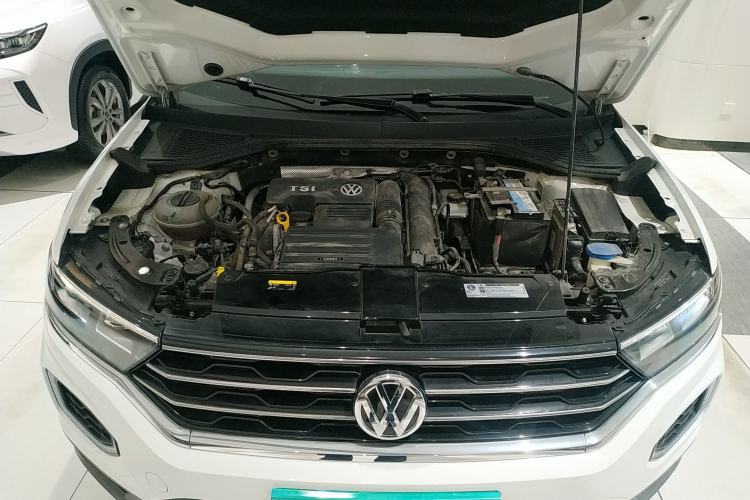 Used Volkswagen T-ROC 2020 230TSI DSG Two-Wheel Drive Advanced Version Engine Bay