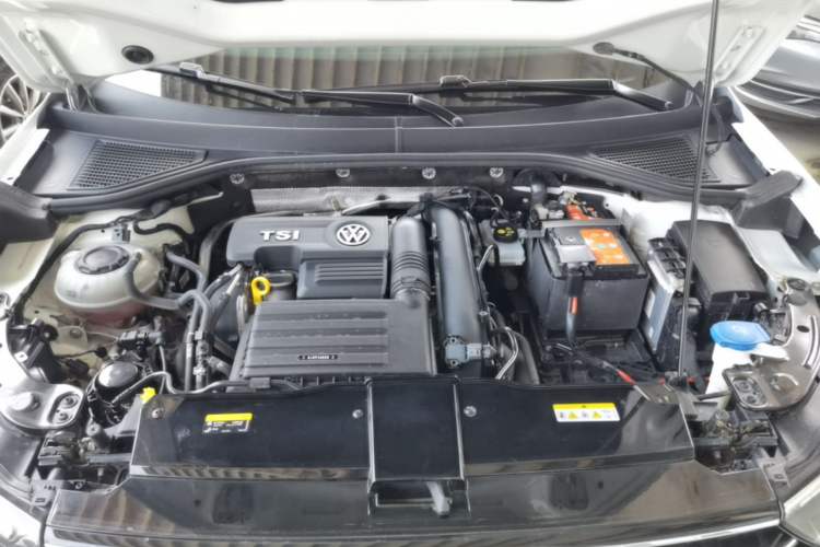 Used Volkswagen T-ROC 2020 280TSI DSG Two-Wheel Drive Comfort Version Engine Bay