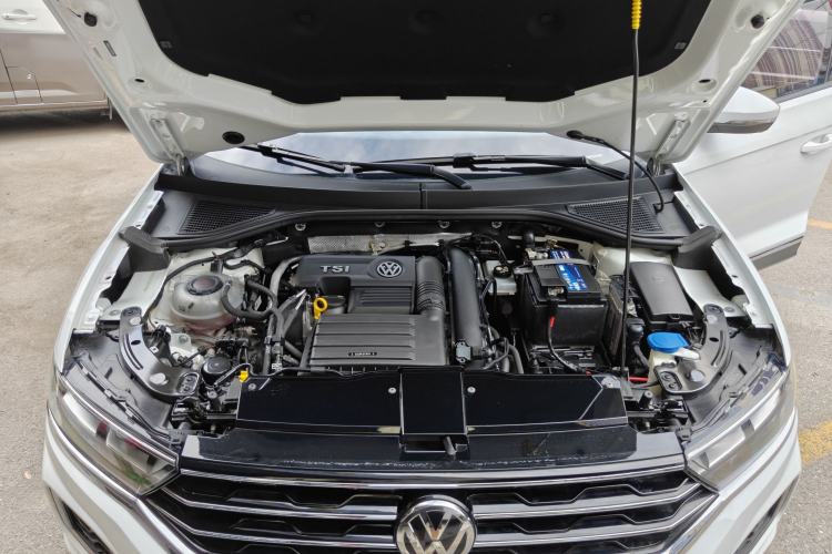Used Volkswagen T-ROC 2020 280TSI DSG Two-Wheel Drive Comfort Version Engine Bay