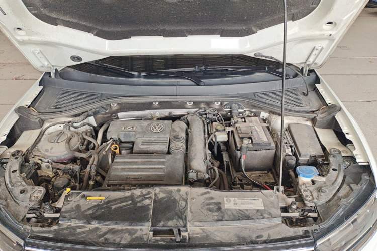Used Volkswagen T-ROC 2020 230TSI DSG Two-Wheel Drive Advanced Version Engine Bay