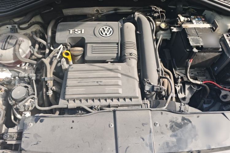 Used Volkswagen T-ROC 2020 280TSI DSG Two-Wheel Drive Comfort Version Engine Bay