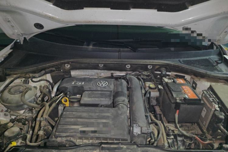 Used Volkswagen T-ROC 2020 230TSI DSG Two-Wheel Drive Advanced Version Engine Bay