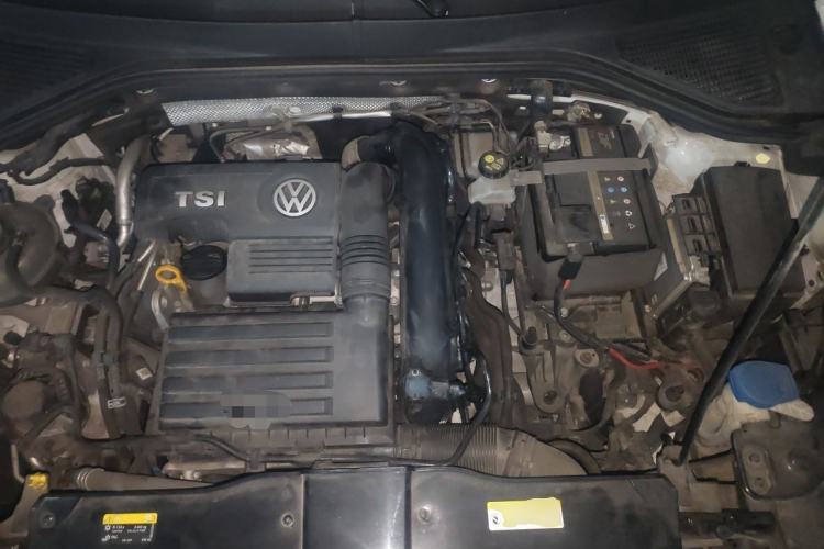 Used Volkswagen T-ROC 2020 280TSI DSG Two-Wheel Drive Advanced Version Engine Bay
