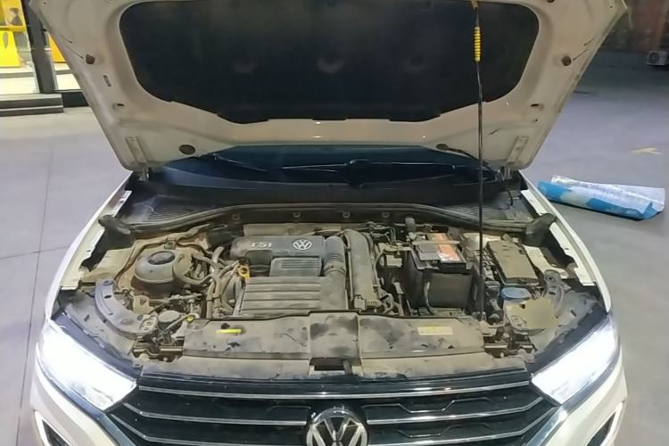 Used Volkswagen T-ROC 2020 280TSI DSG Two-Wheel Drive Comfort Version Engine Bay