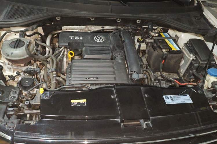 Used Volkswagen T-ROC 2020 230TSI DSG Two-Wheel Drive Advanced Version Engine Bay