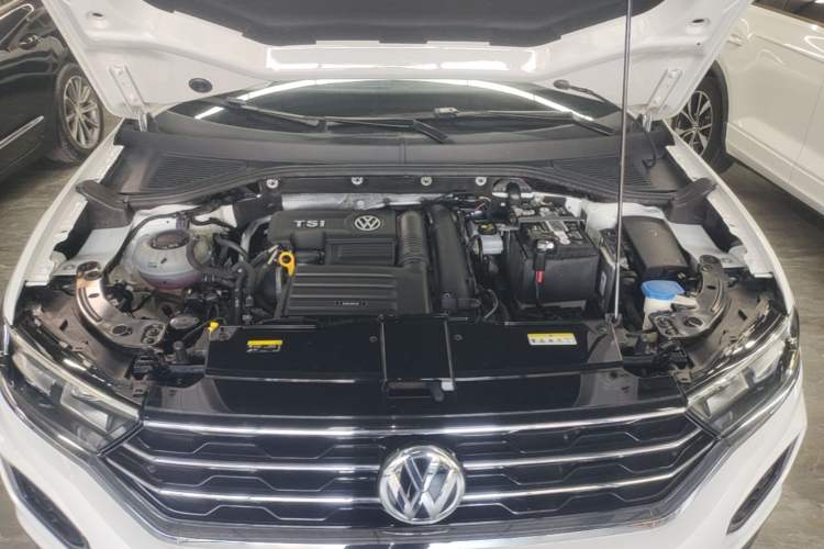 Used Volkswagen T-ROC 2020 280TSI DSG Two-Wheel-Drive Elite Version Engine Bay