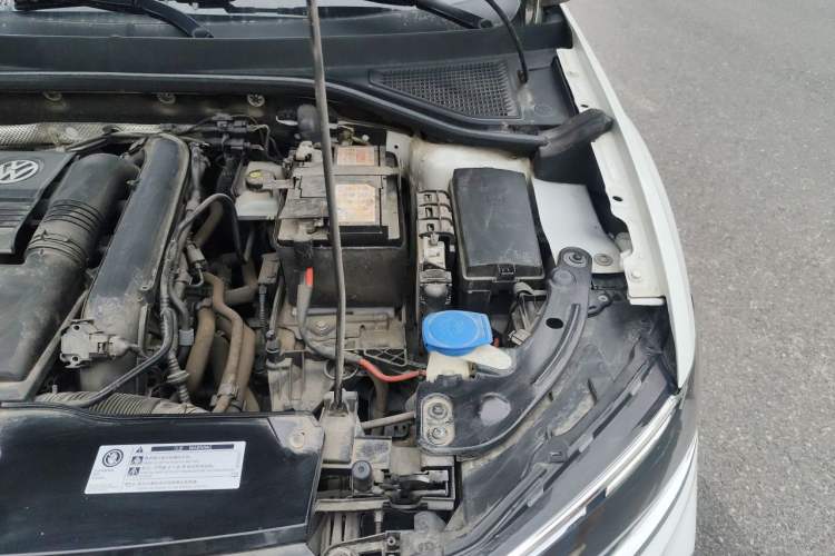 Used Volkswagen T-ROC 2020 280TSI DSG Two-Wheel Drive Comfort Version Engine Bay Left