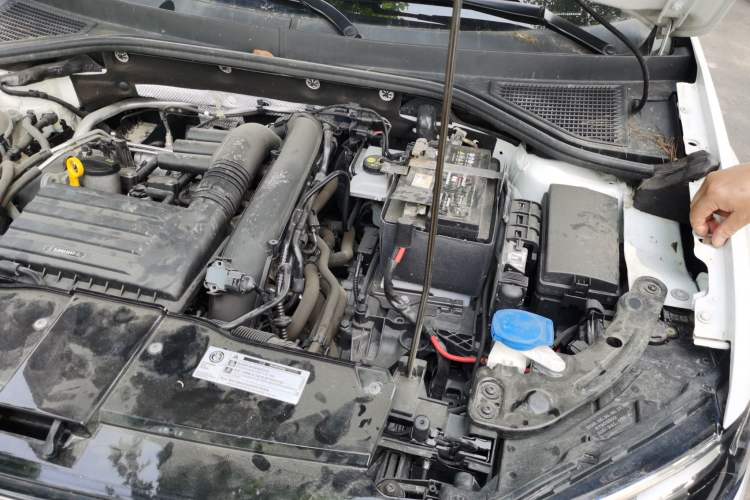 Used Volkswagen T-ROC 2020 230TSI DSG Two-Wheel Drive Advanced Version Engine Bay Left