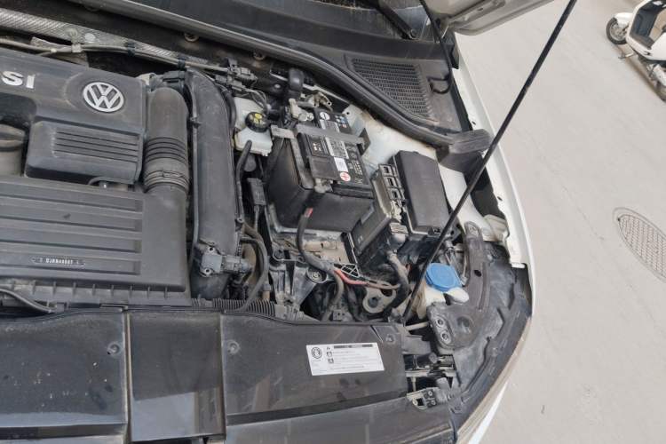 Used Volkswagen T-ROC 2020 230TSI DSG Two-Wheel Drive Advanced Version Engine Bay Left