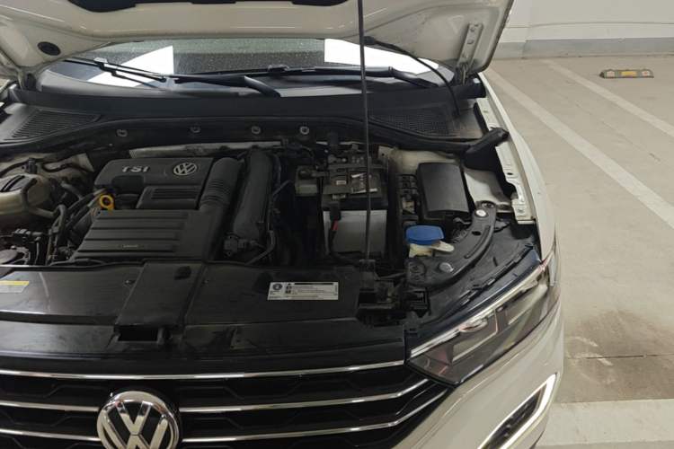 Used Volkswagen T-ROC 2020 280TSI DSG Two-Wheel Drive Advanced Version Engine Bay Left