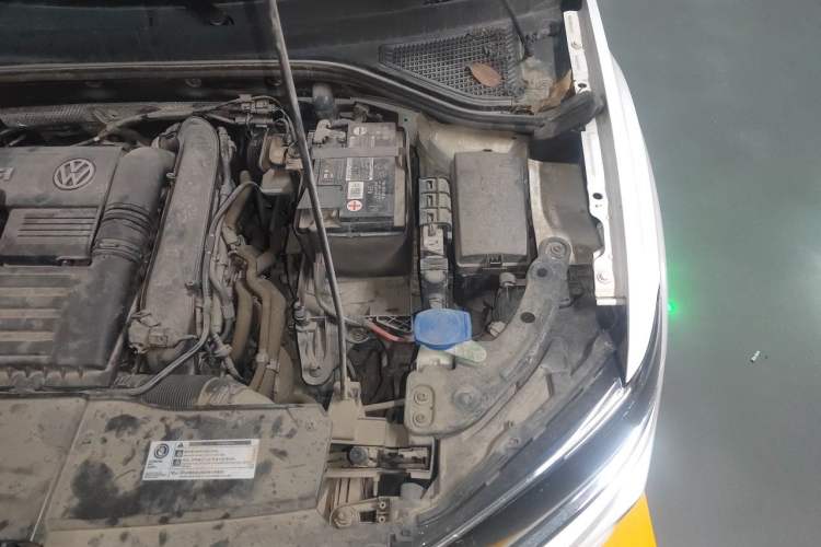 Used Volkswagen T-ROC 2020 280TSI DSG Two-Wheel Drive Comfort Version Engine Bay Left