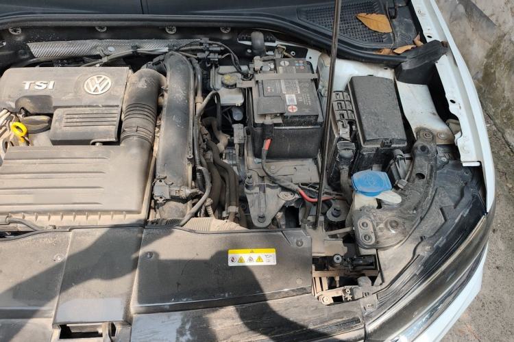 Used Volkswagen T-ROC 2020 280TSI DSG Two-Wheel Drive Comfort Version Engine Bay Left