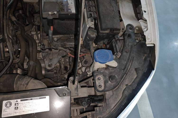Used Volkswagen T-ROC 2020 230TSI DSG Two-Wheel Drive Advanced Version Engine Bay Left