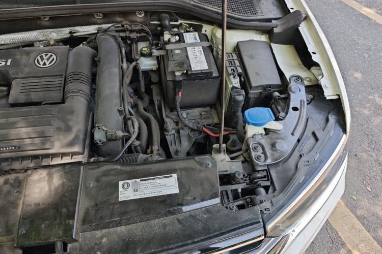 Used Volkswagen T-ROC 2020 280TSI DSG Two-Wheel Drive Advanced Version Engine Bay Left