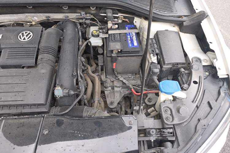 Used Volkswagen T-ROC 2020 280TSI DSG Two-Wheel Drive Comfort Version Engine Bay Left