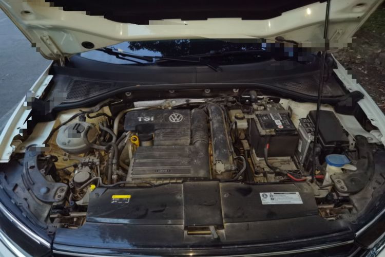 Used Volkswagen T-ROC 2020 280TSI DSG Two-Wheel Drive Comfort Version Engine Bay