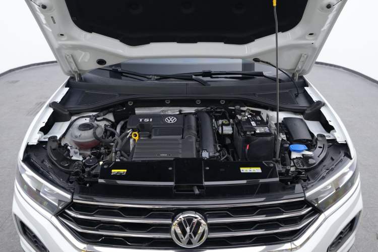 Used Volkswagen T-ROC 2020 280TSI DSG Two-Wheel-Drive Elite Version Engine Bay