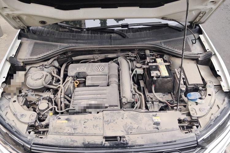 Used Volkswagen T-ROC 2020 280TSI DSG Two-Wheel Drive Advanced Version Engine Bay