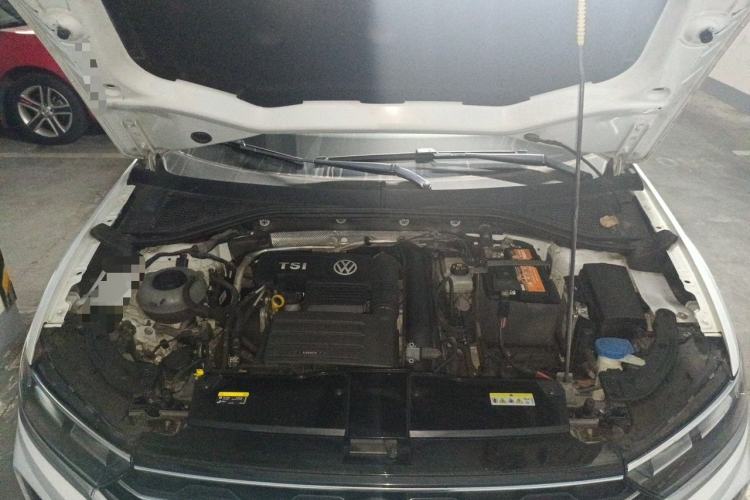 Used Volkswagen T-ROC 2020 280TSI DSG Two-Wheel Drive Comfort Version Engine Bay