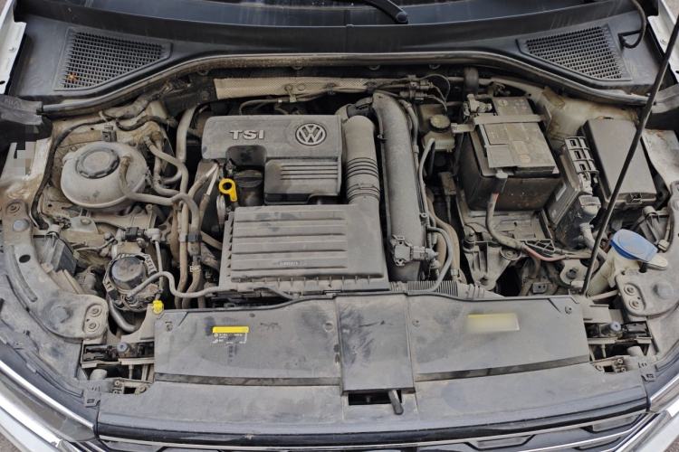 Used Volkswagen T-ROC 2020 230TSI DSG Two-Wheel Drive Advanced Version Engine Bay